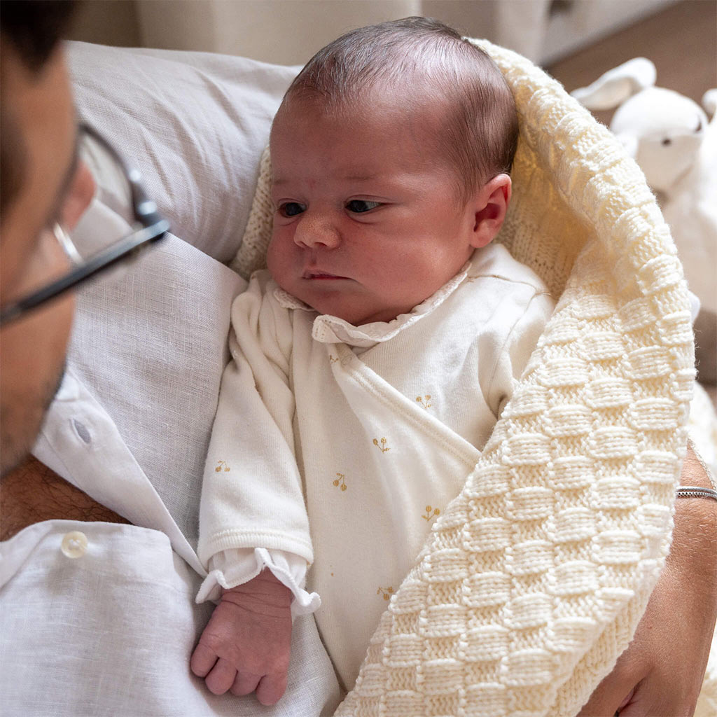 Couverture pour bébé en pure laine mérinos tricotée en France
