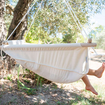 Du bercement à l'exploration : Comment le hamac Petite Planète soutient l'épanouissement de votre enfant